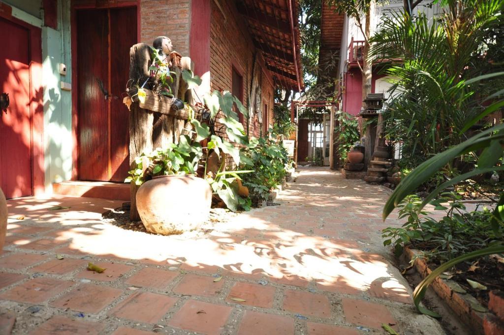 Ayutthaya Bouchic Hostel Exteriér fotografie