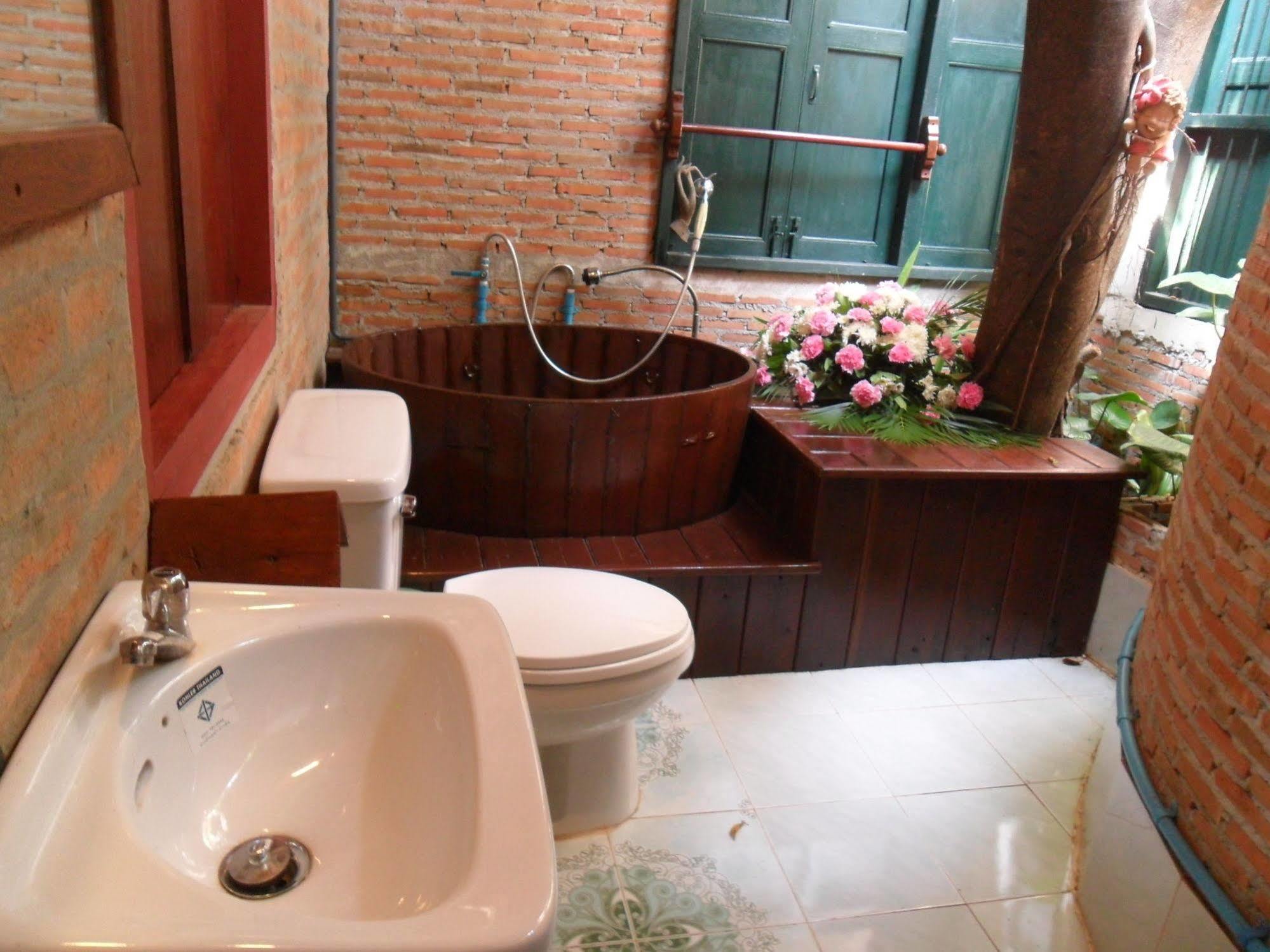 Ayutthaya Bouchic Hostel Exteriér fotografie